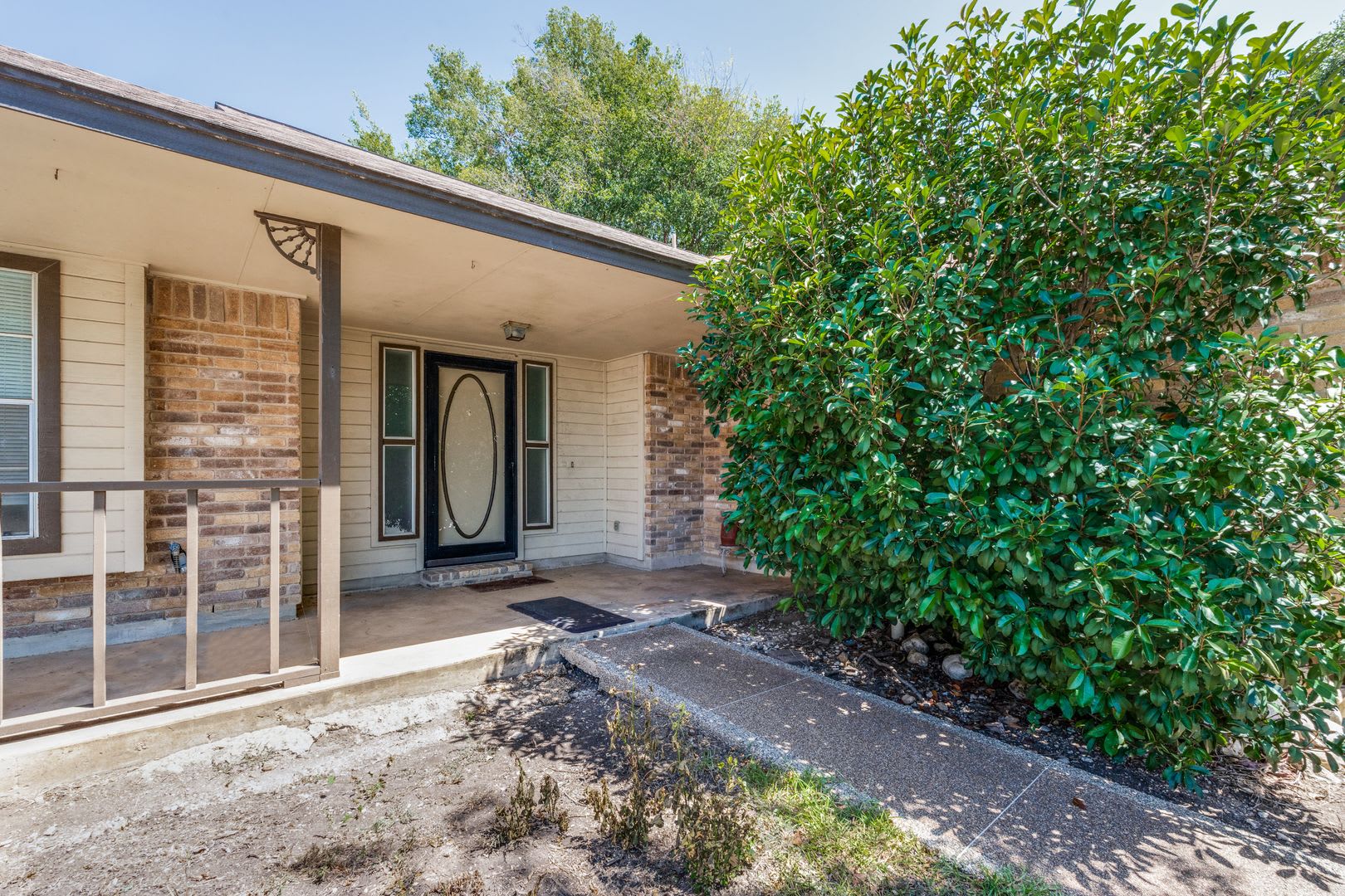 BEAUTIFUL SINGLE-STORY HOME IN WOODCREST – photo 4