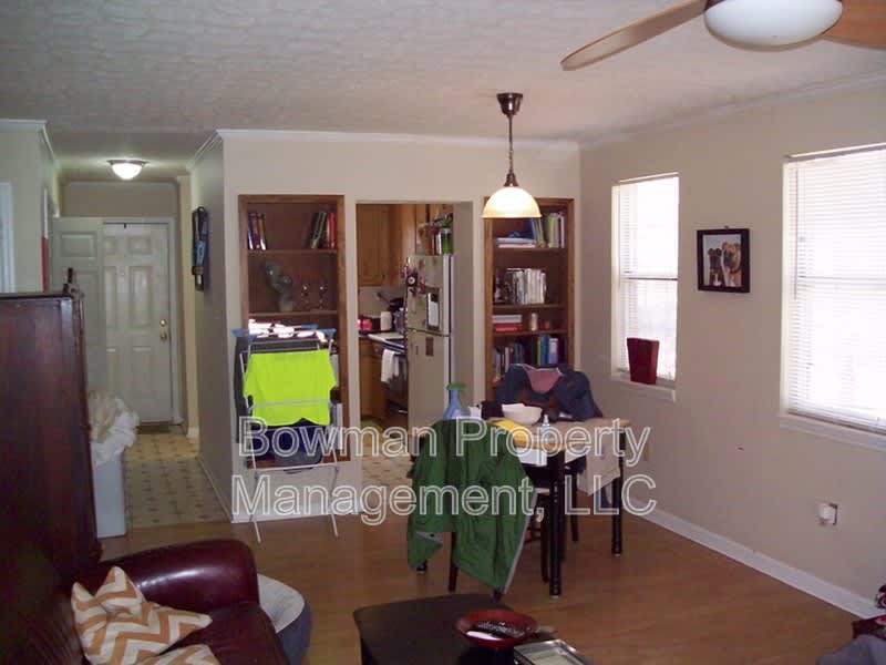132 Oxford Ct – photo 5