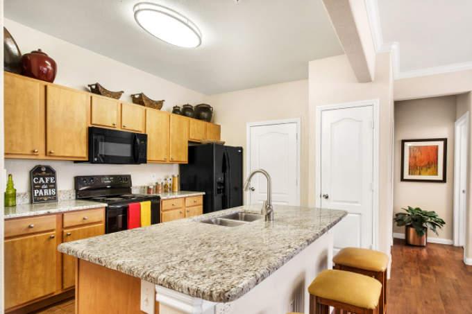 10701 S I-35 Frontage Rd, #110 – photo 4