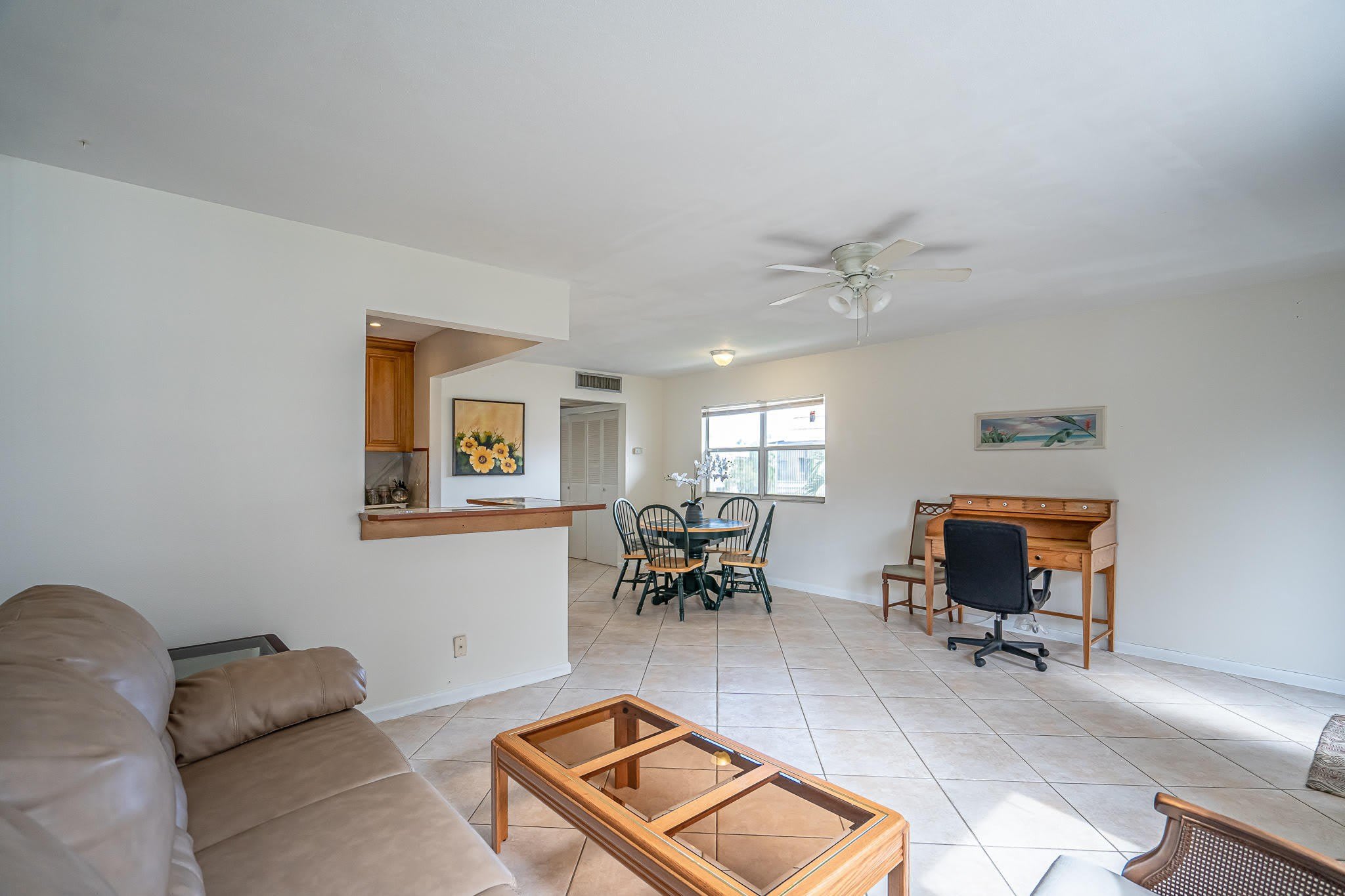 467 SAXONY J Way – photo 5
