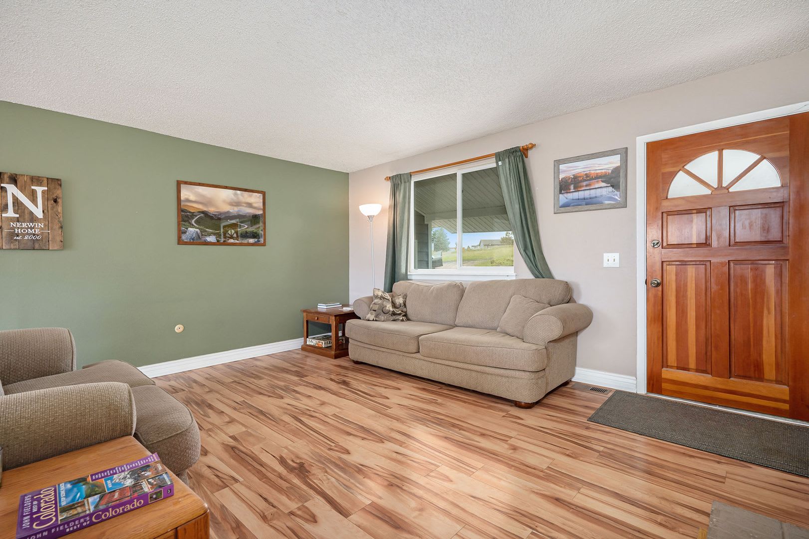 Beautiful Home on 3.5 Acres in Parker – photo 3