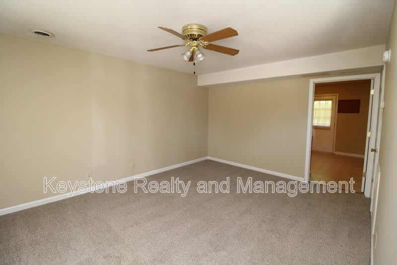 3272 Tower Drive – photo 2