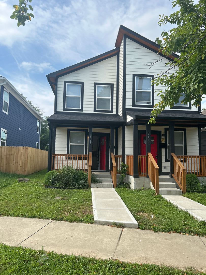 2013 Southeastern Ave – photo 1