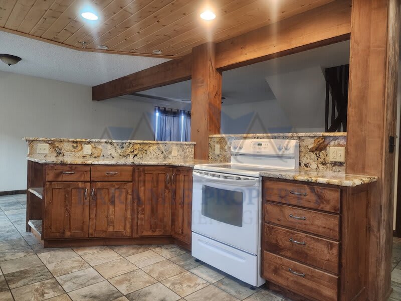 522 South Lincoln Street – photo 4
