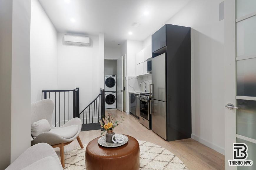 430 East 14th Street – photo 3