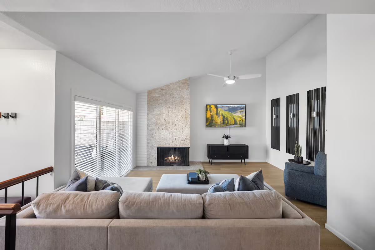 2718 Nectarine Avenue – photo 4
