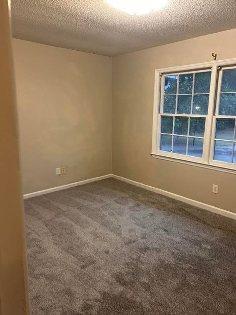Foxborough 2 Bedroom Townhome – photo 3