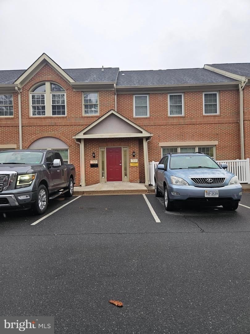 7508 Diplomat Dr 25 2 – photo 5
