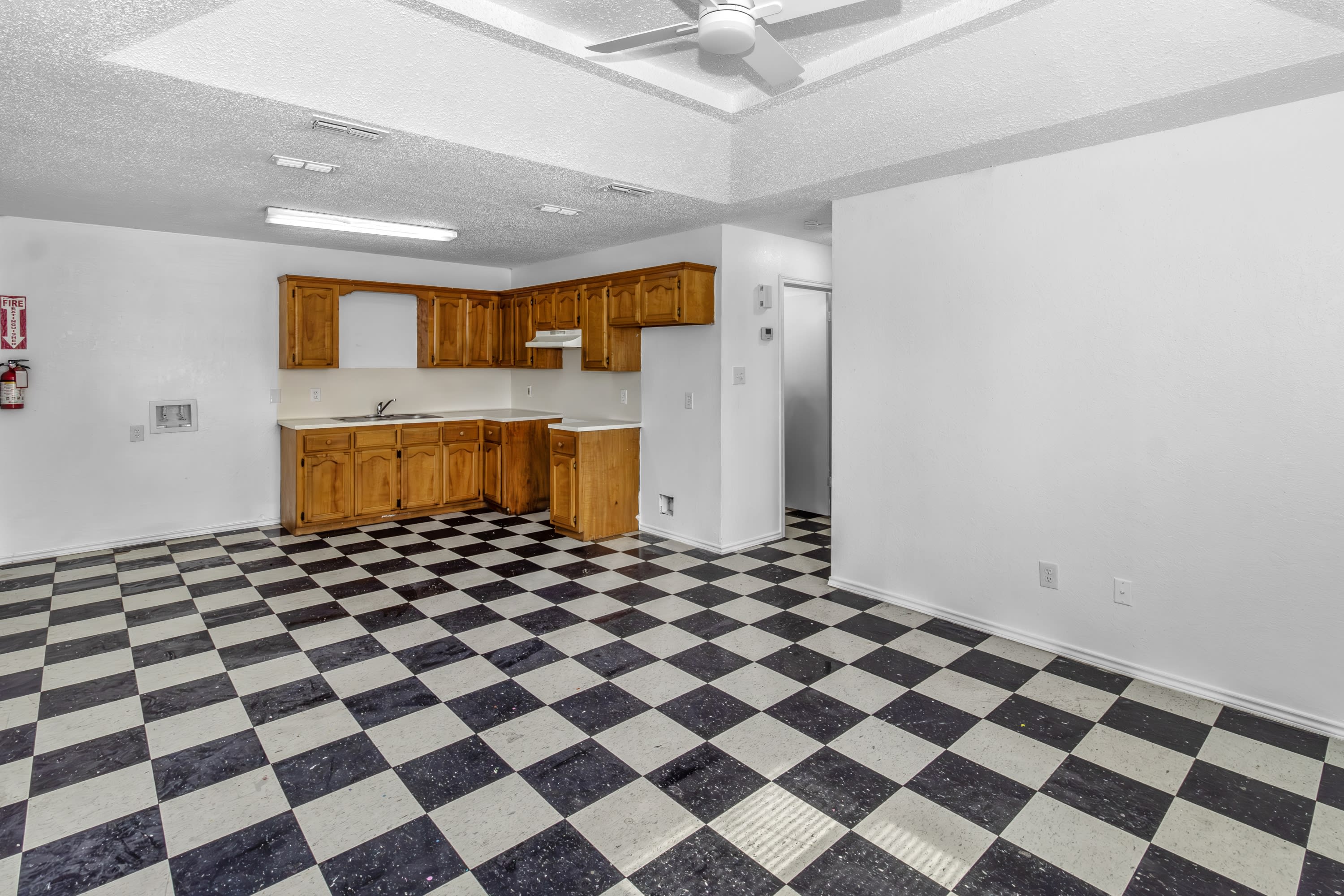 601 North Saint Marie Street – photo 2