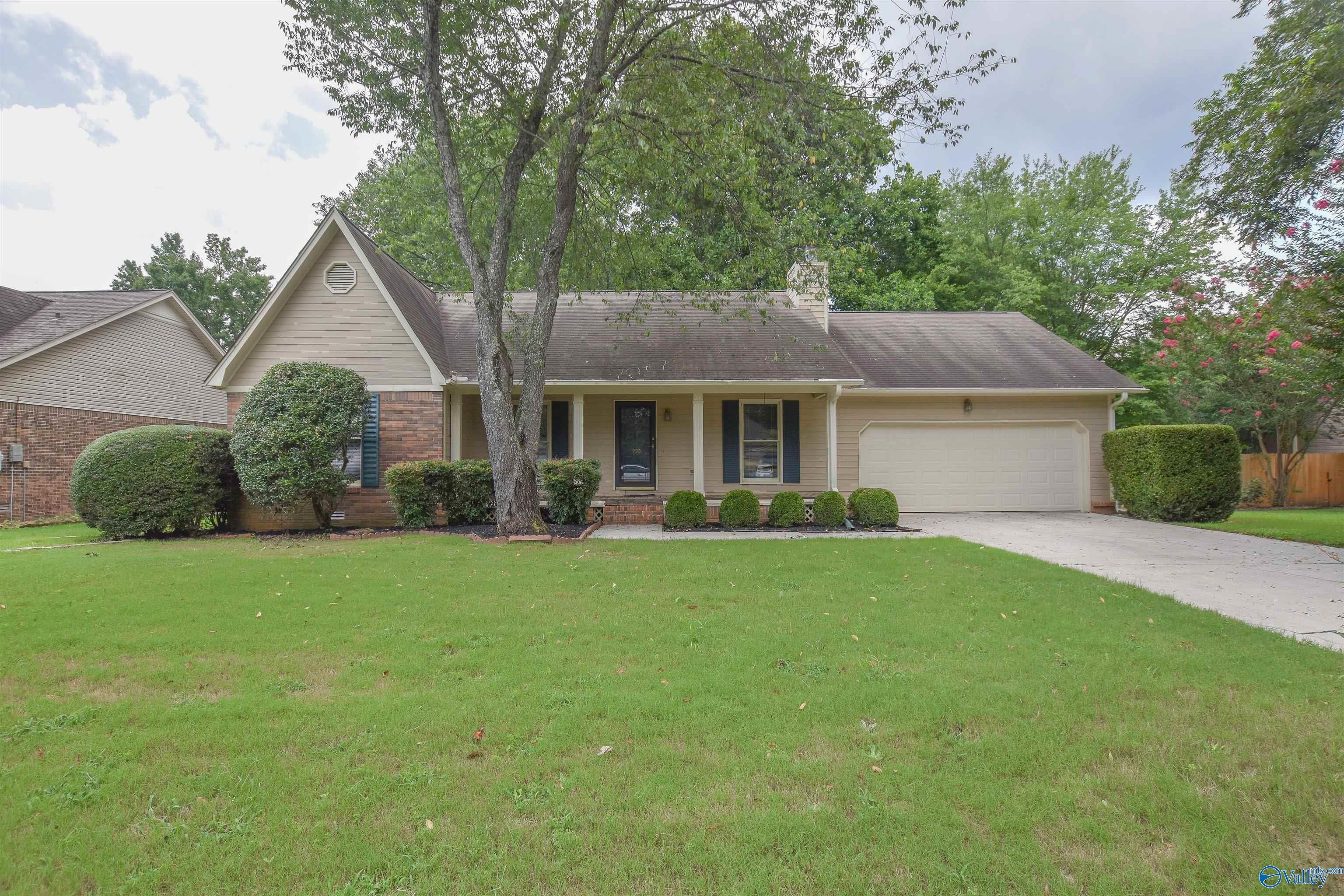 150 Whisperwood Lane – photo 1
