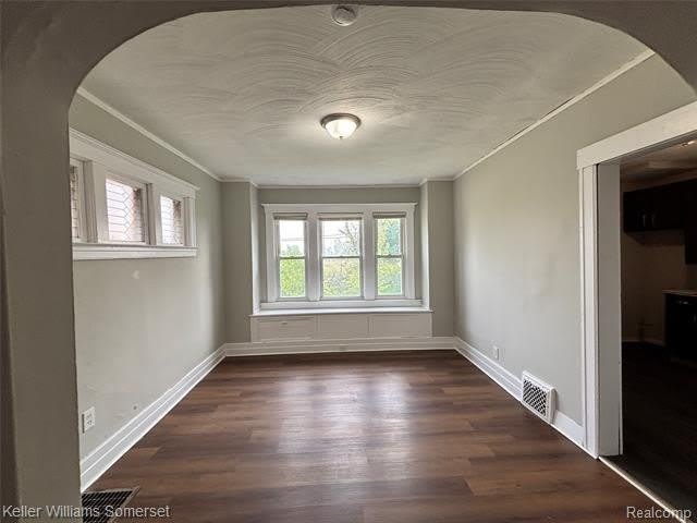 242 Ferris Street – photo 3