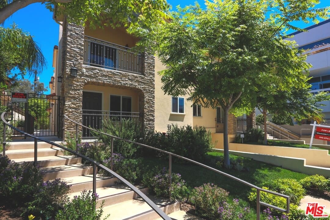 1171 Franklin St – photo 3