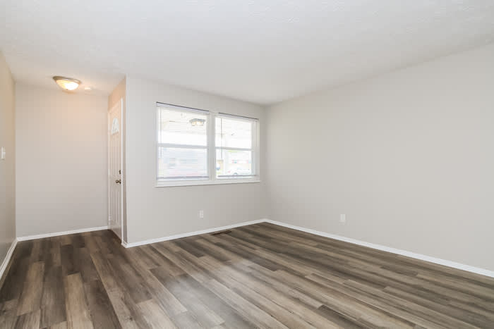 1018 Ledro Street – photo 3