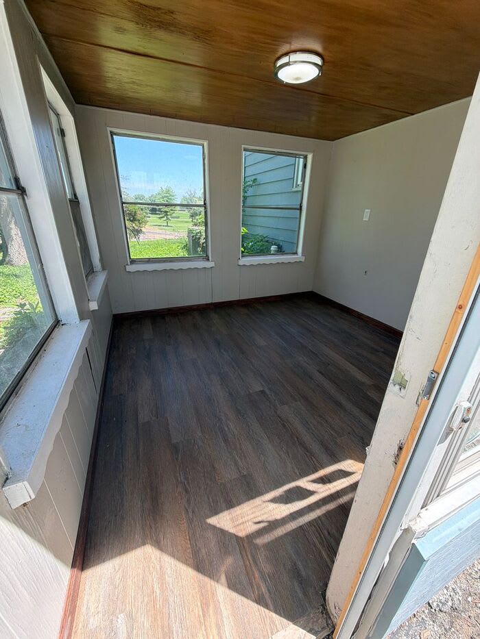 12326 Larimore Road – photo 4