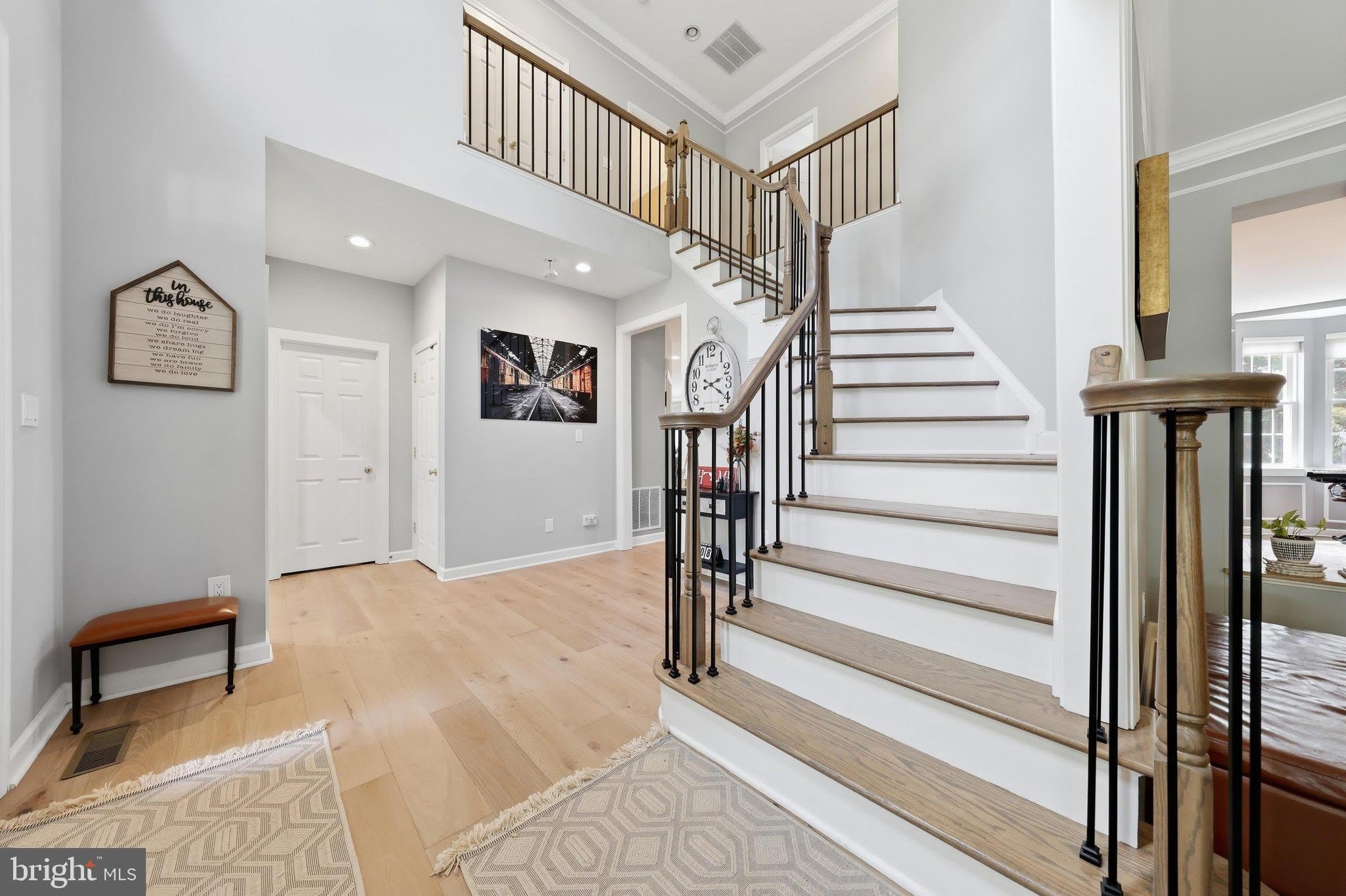 3852 GLASGOW Way – photo 4