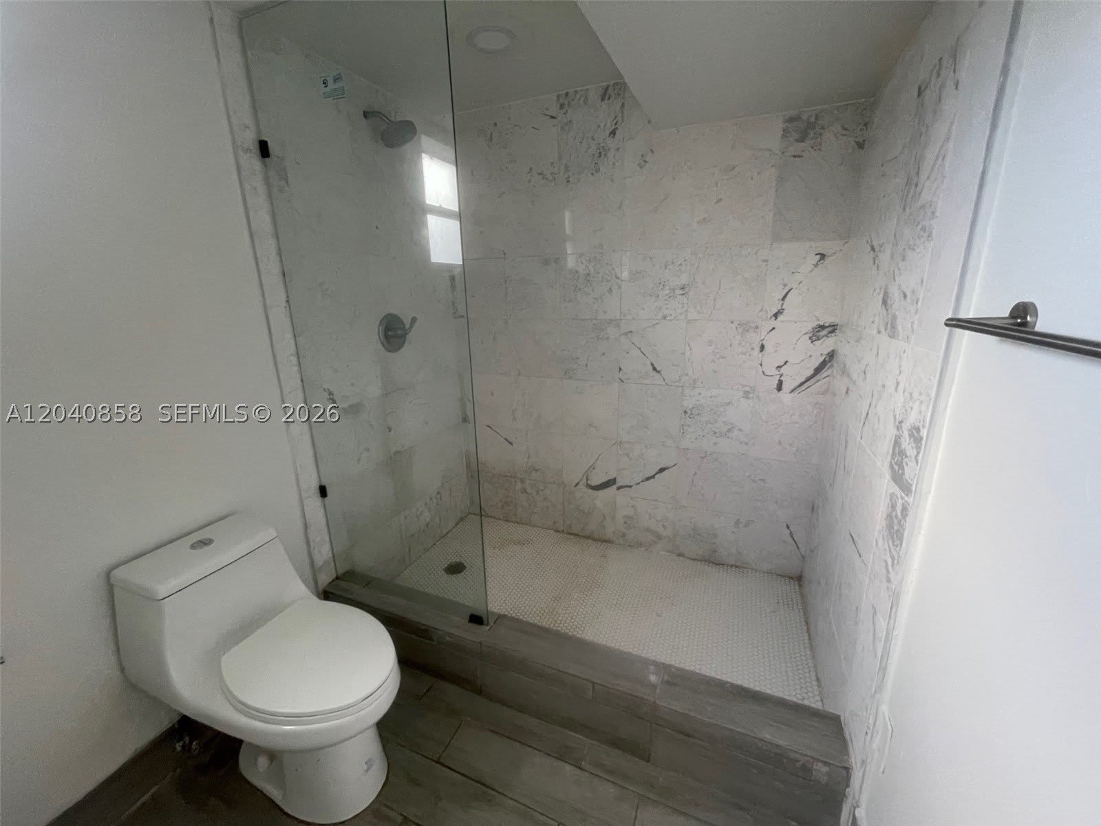1865 NW 16th St – photo 5