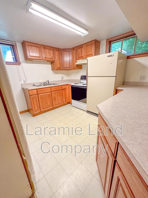 669 North 10Th Street 2 – photo 3