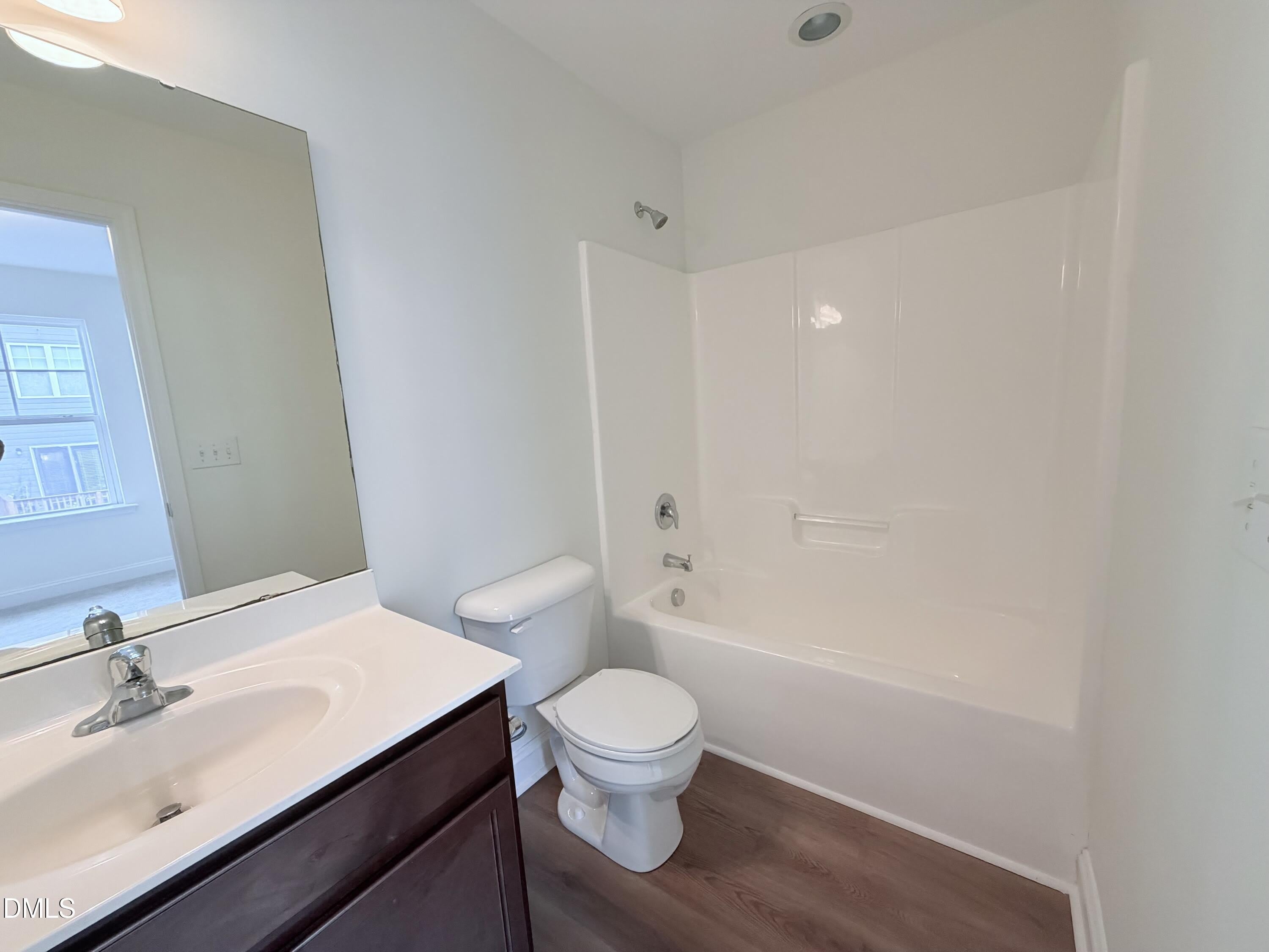 275 Michigan Avenue – photo 5