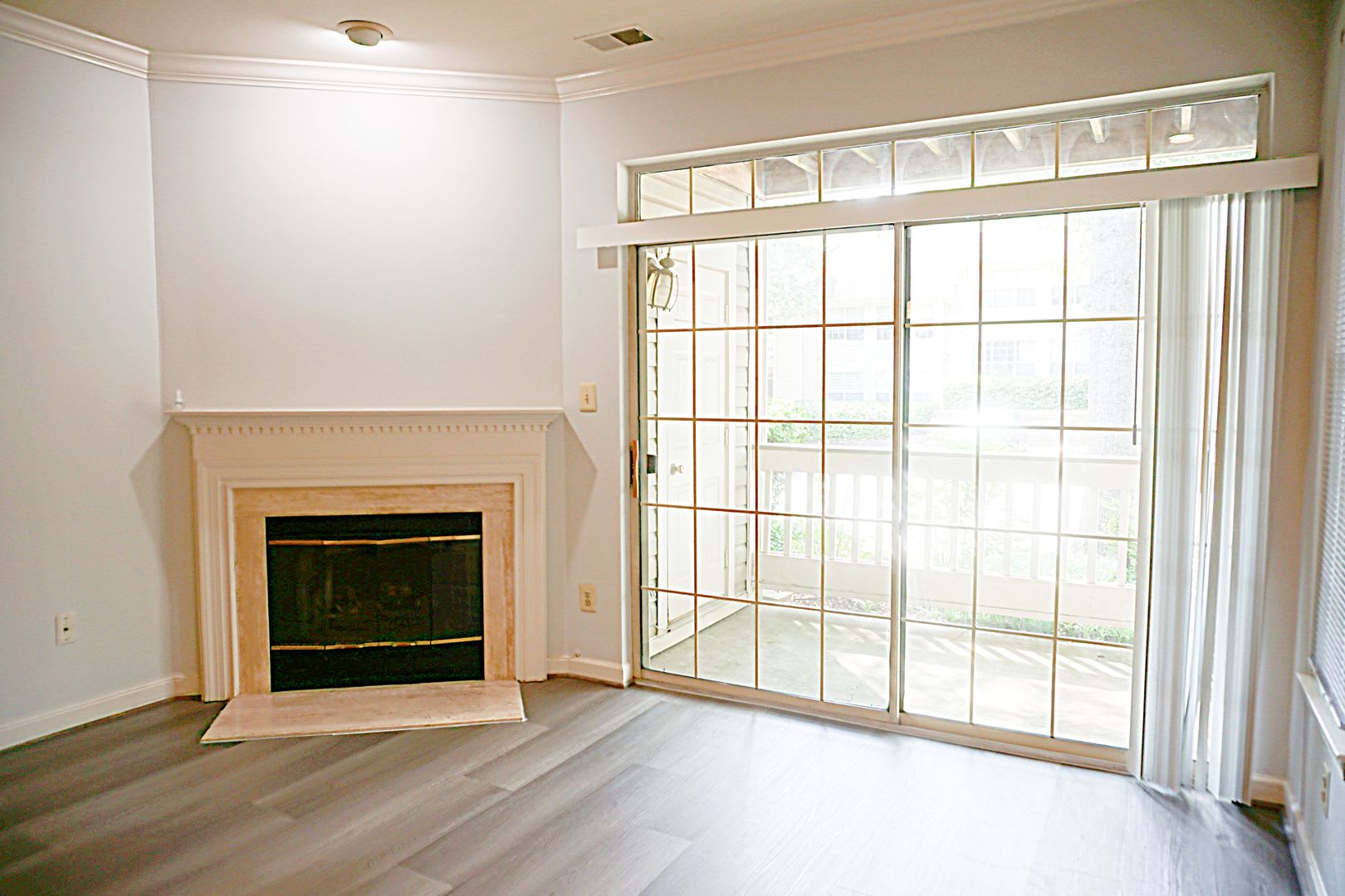 2-Bedroom Condo in Bentley Place Rockville – photo 4
