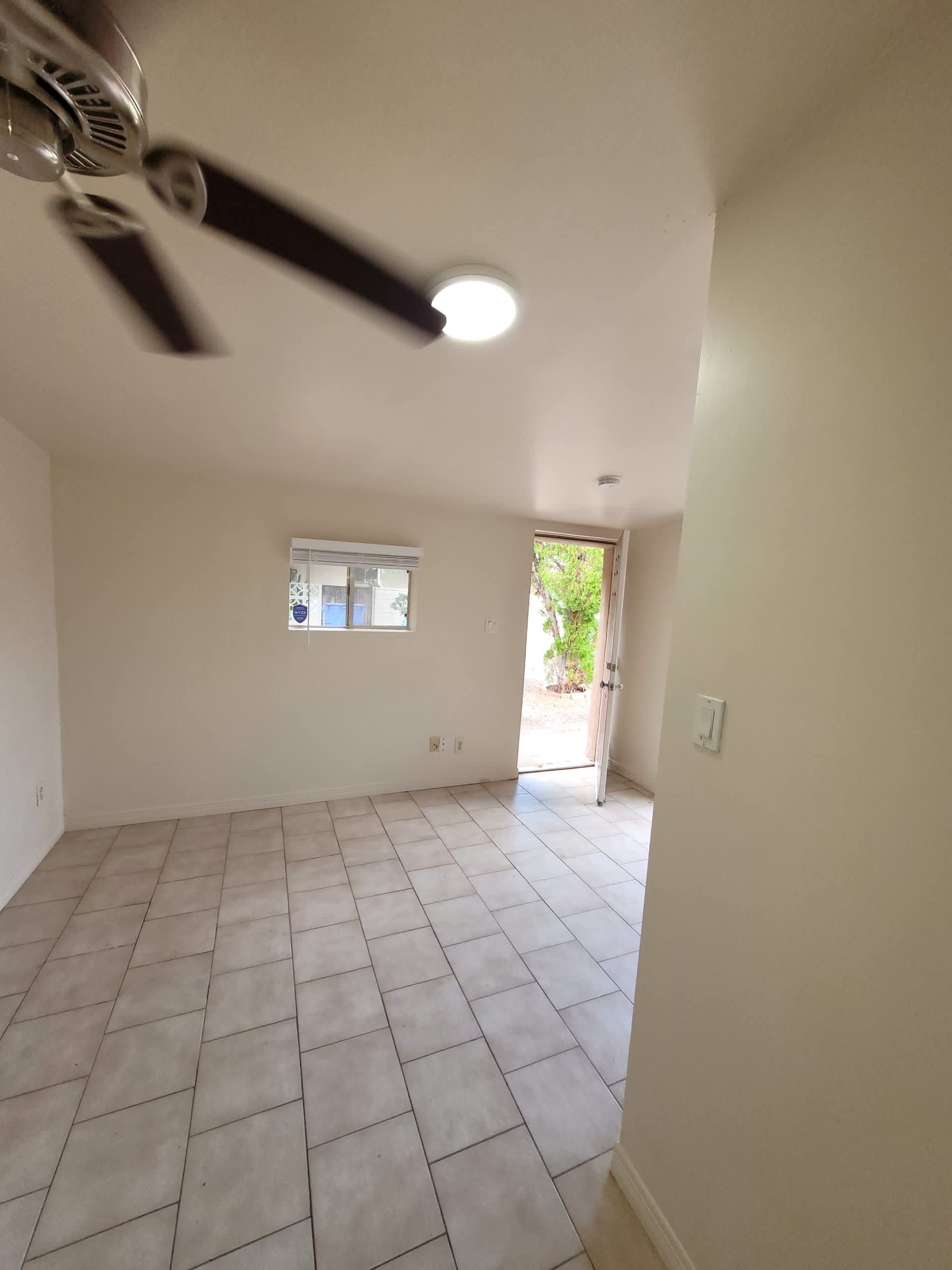 3139 East Glenrosa Avenue – photo 4