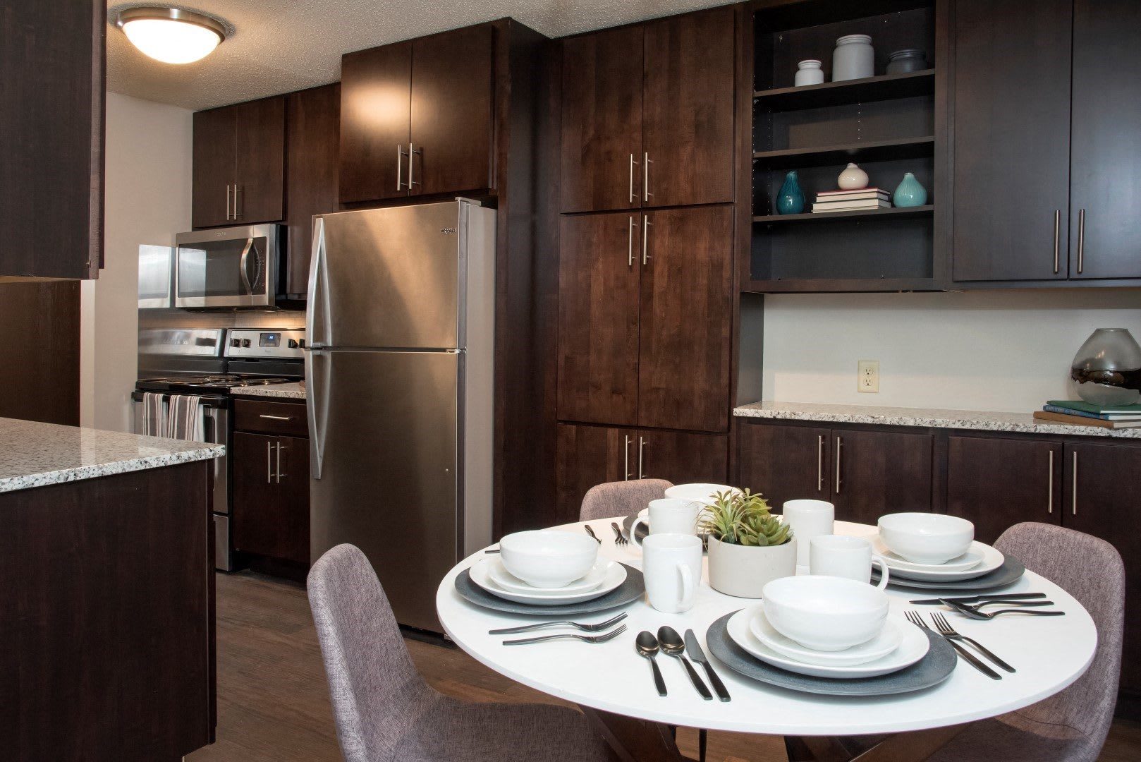 Aspenwoods Apartments – photo 1