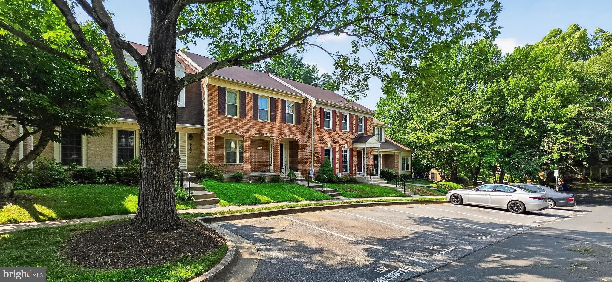 9205 GATEWATER Terrace – photo 3