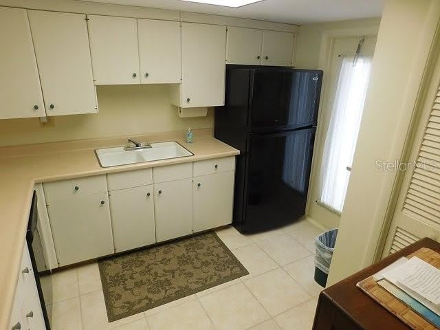 716 GRANADA Avenue – photo 5