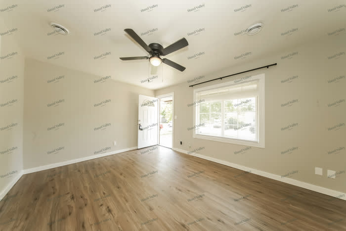 2653 Southwest 45th Street – photo 4