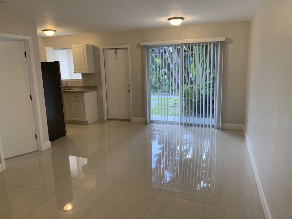 1521 Northeast 117th Street – photo 4