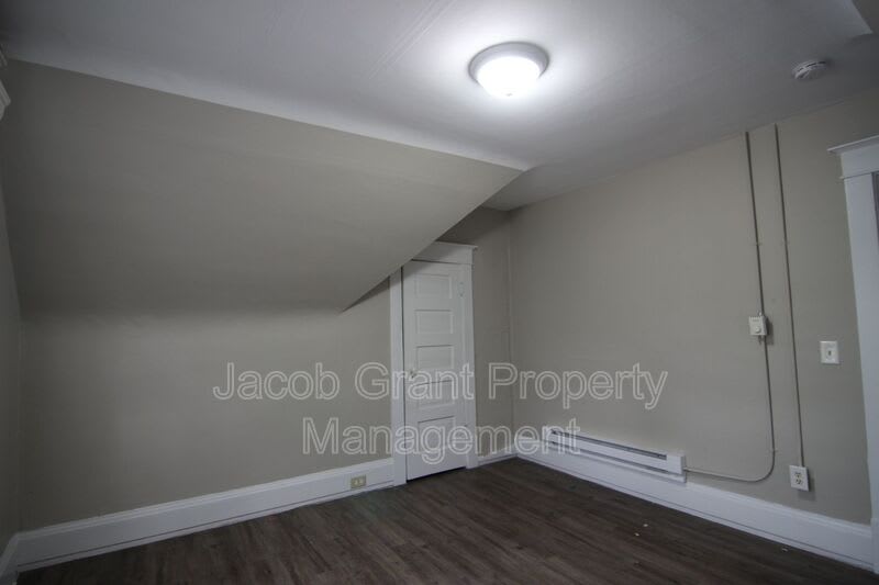 307 H Street-3 – photo 5