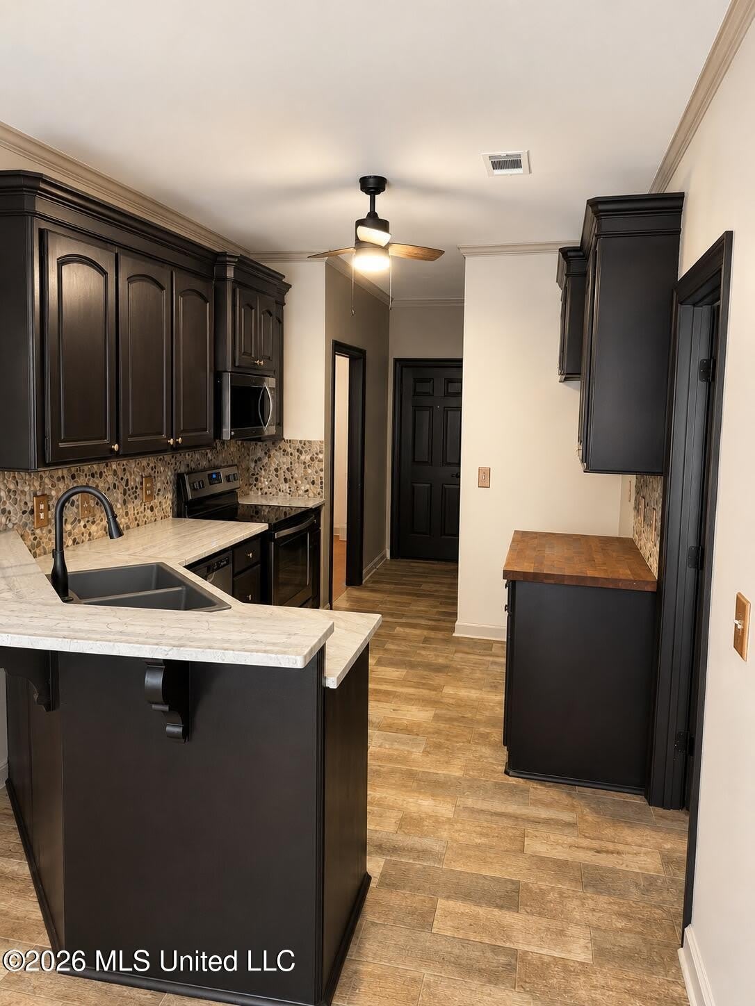 310 G W Bush Street – photo 3