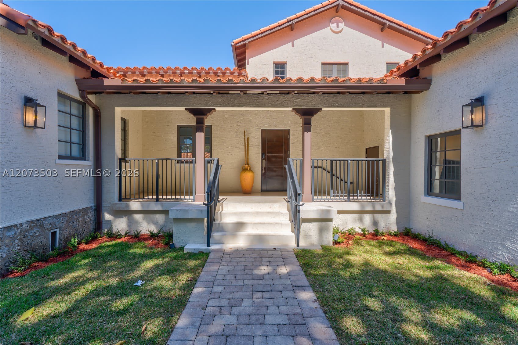 519 Alhambra Cir – photo 5
