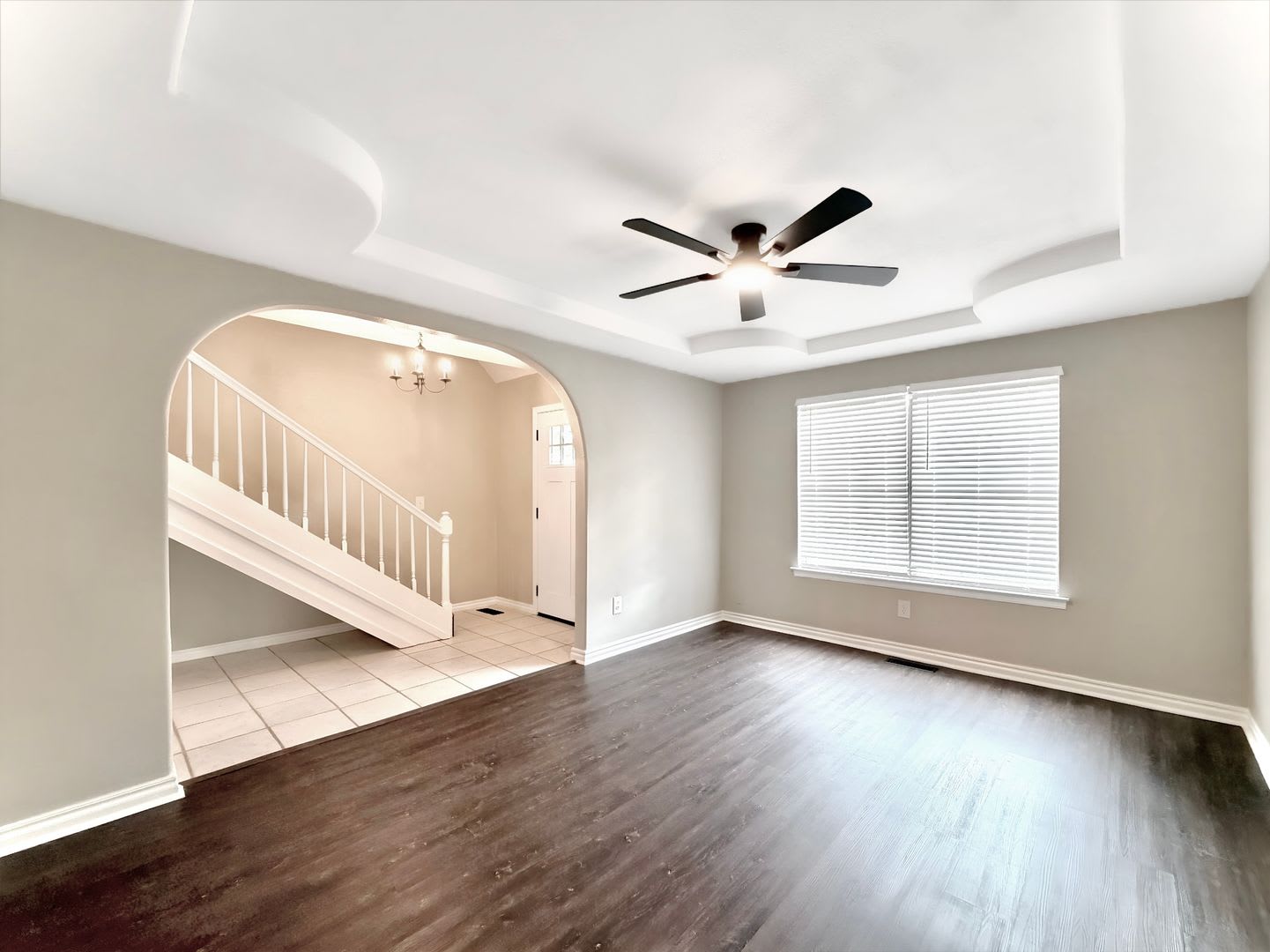 Updated Comfort with a Downstairs Primary Suite in Jenks – photo 3