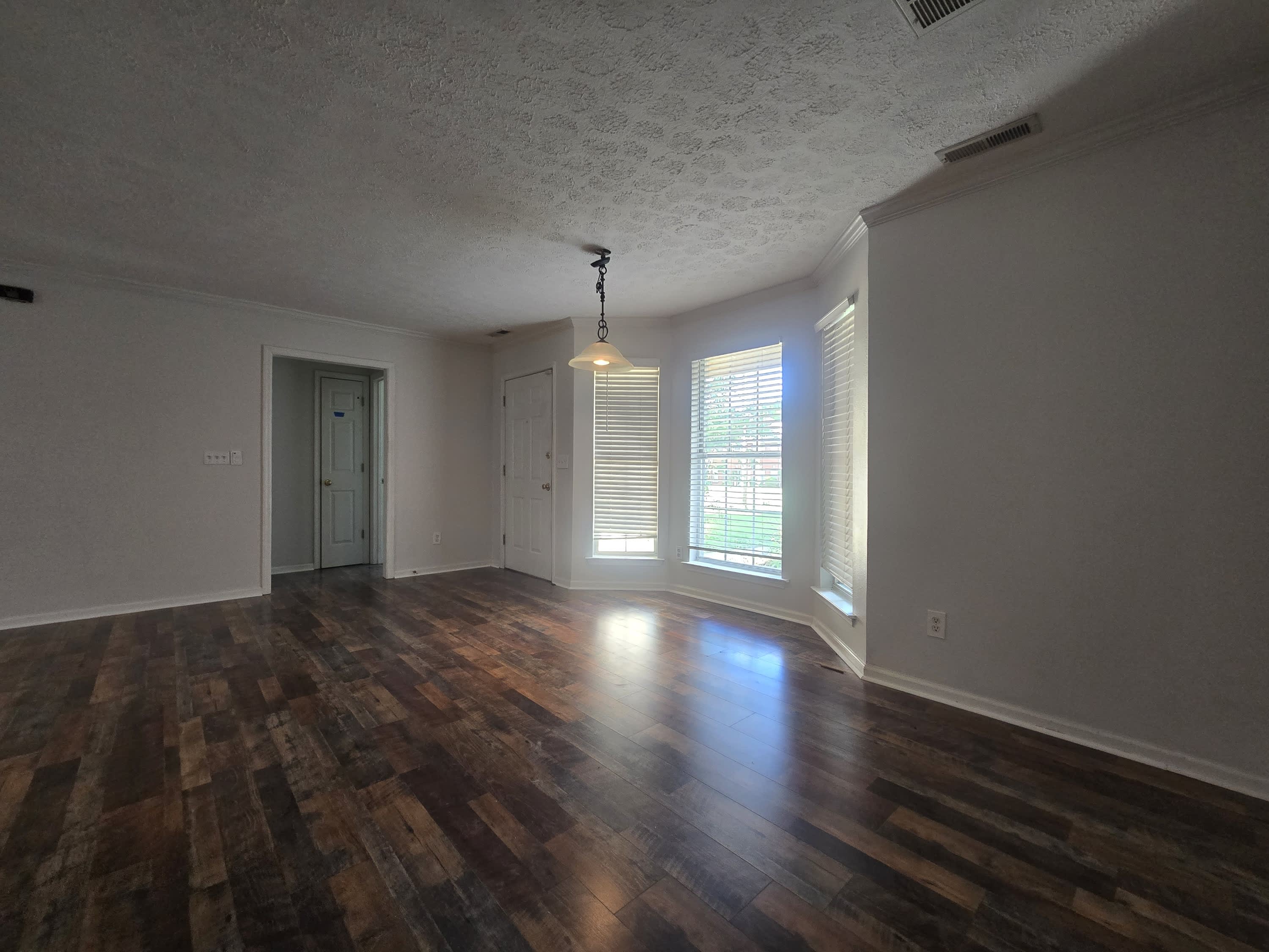 2112 Spring Hill Circle – photo 5