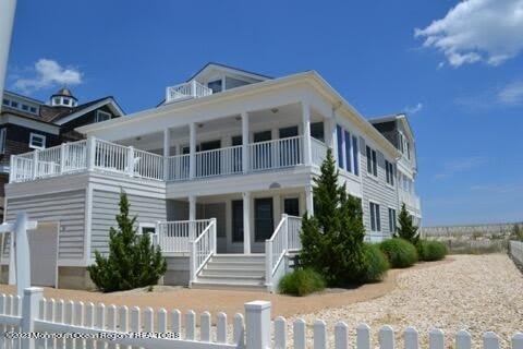 2 Bridge Avenue – photo 1