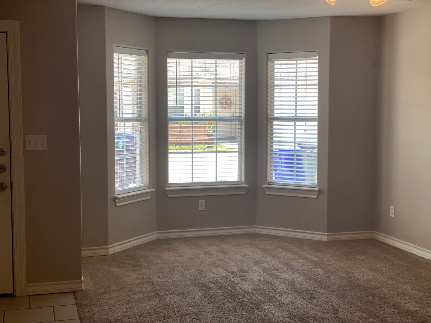 Ridgeway Townhomes, 2 bedroom, 2 baths – photo 2