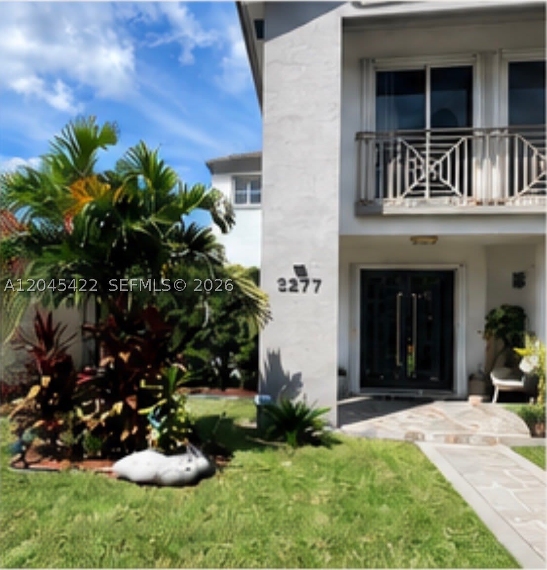 8277 NW 194th Ter – photo 1