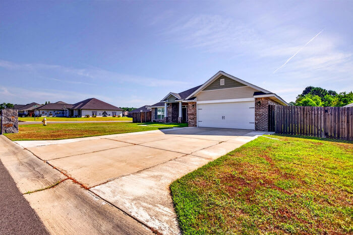 15028 Emersyn Lane – photo 3