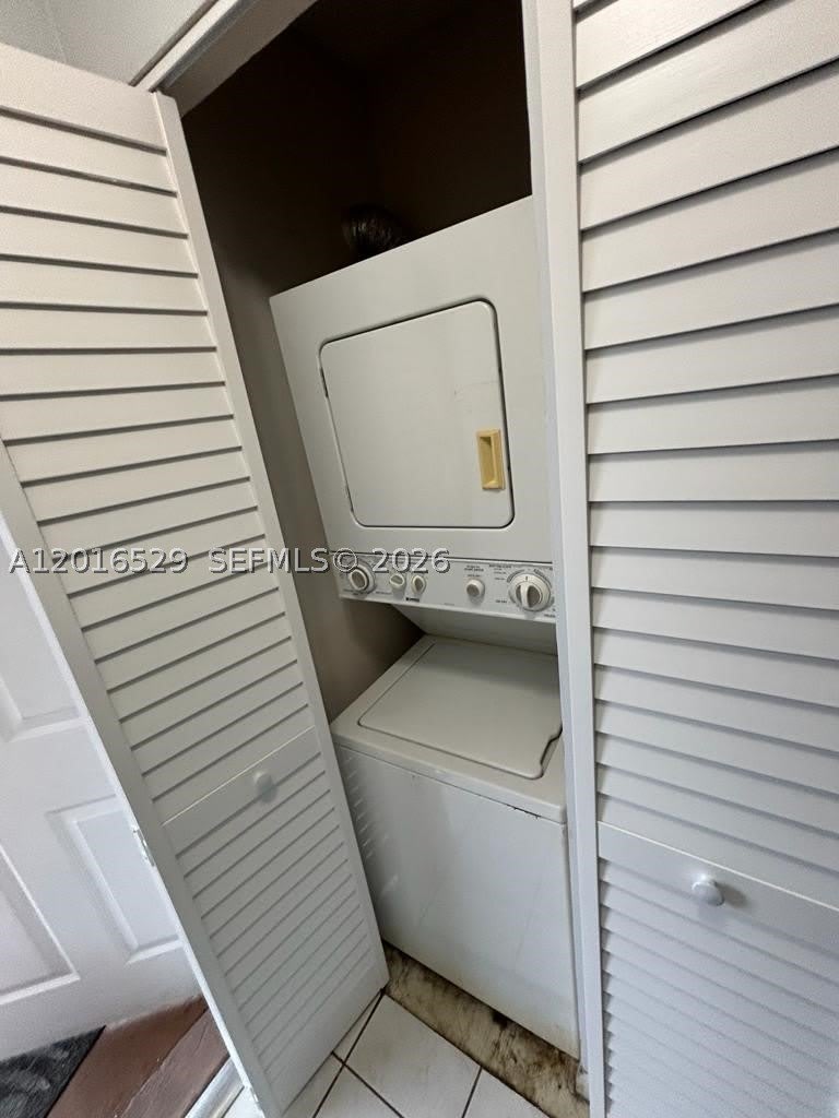 10329 NW 11th St – photo 5