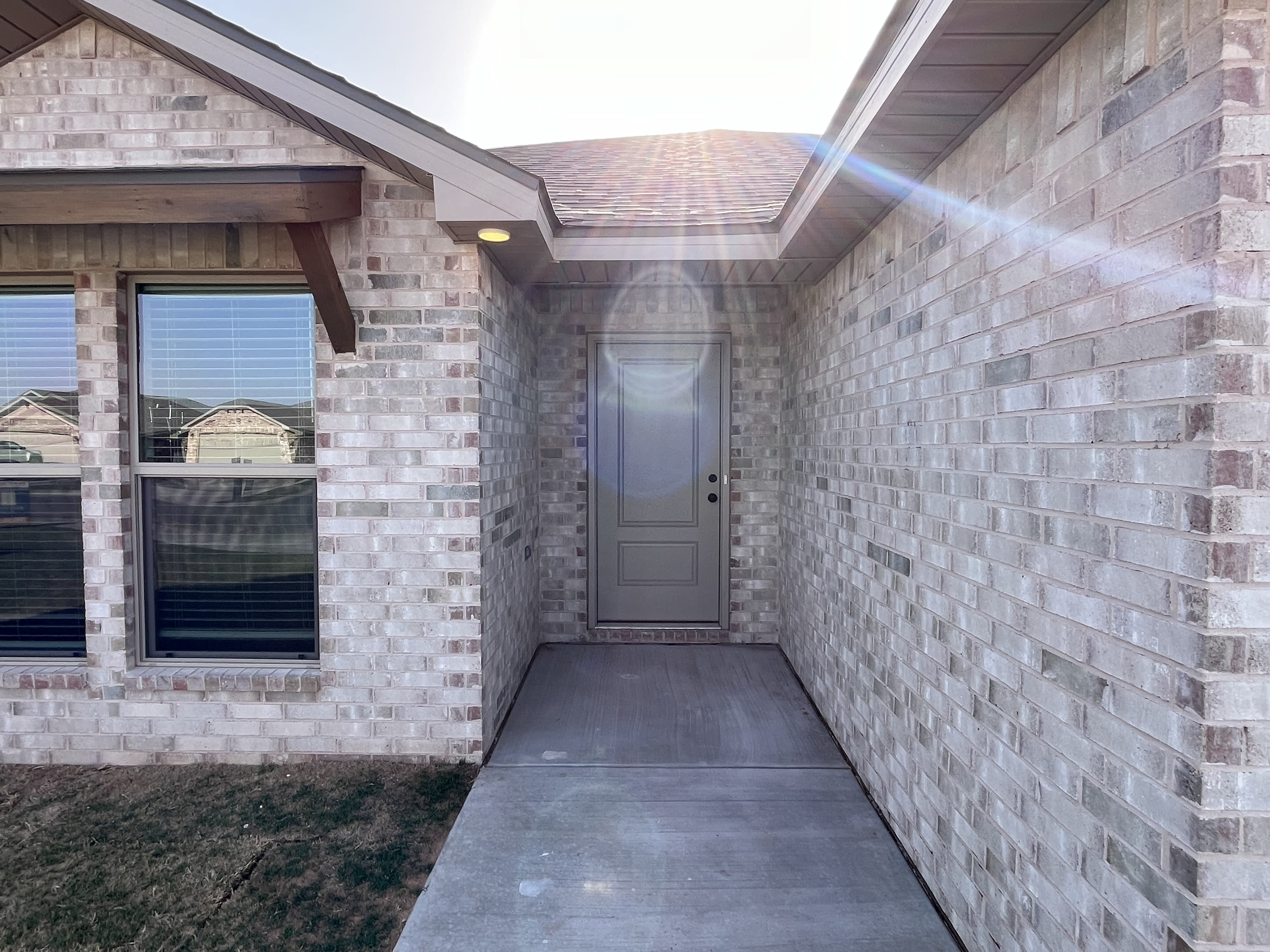 1302 Ross Avenue – photo 2