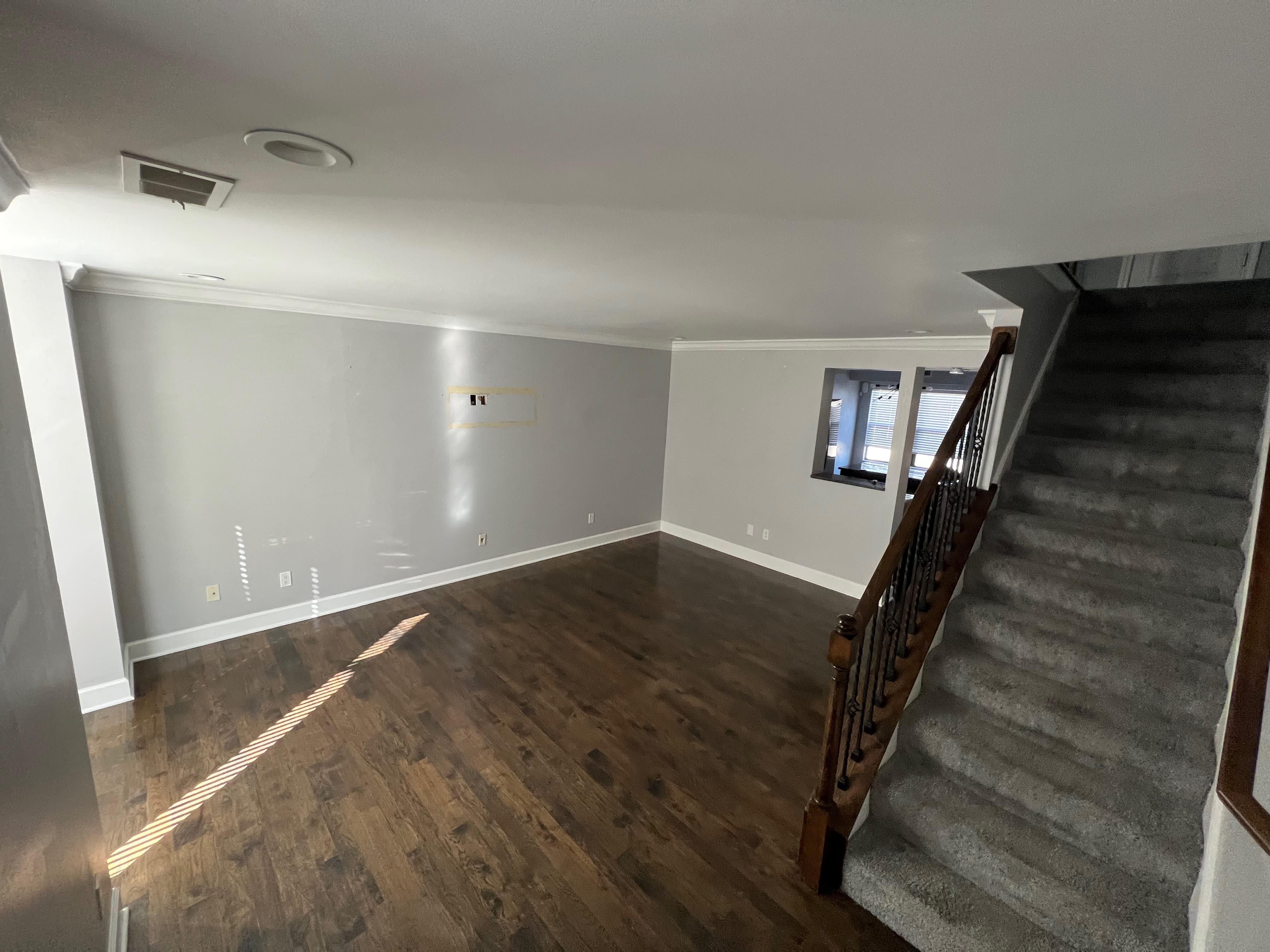 516 West 10th Street – photo 2