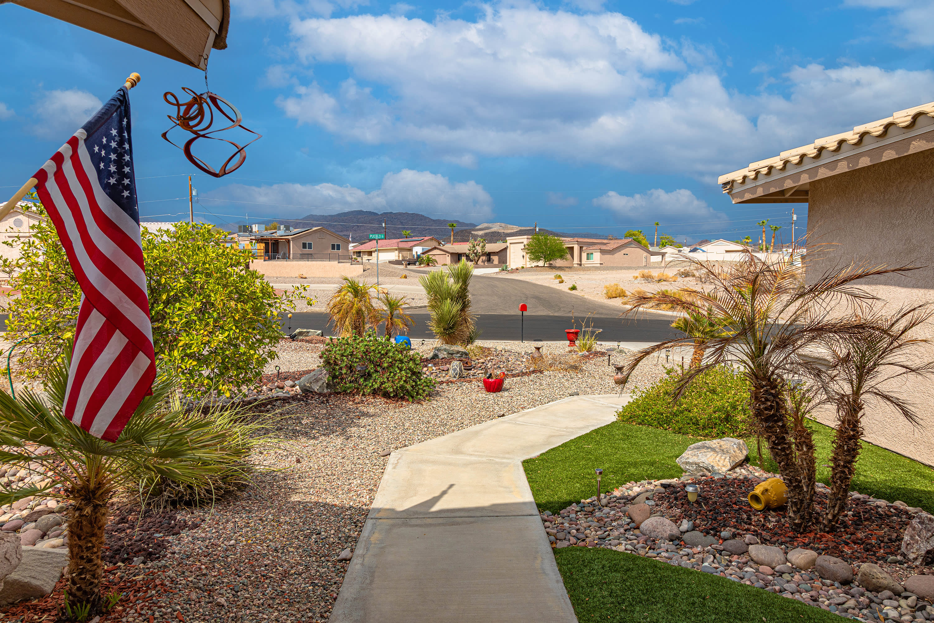 911 Pueblo Dr – photo 4
