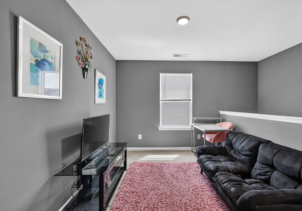 200 Renwick Drive – photo 4