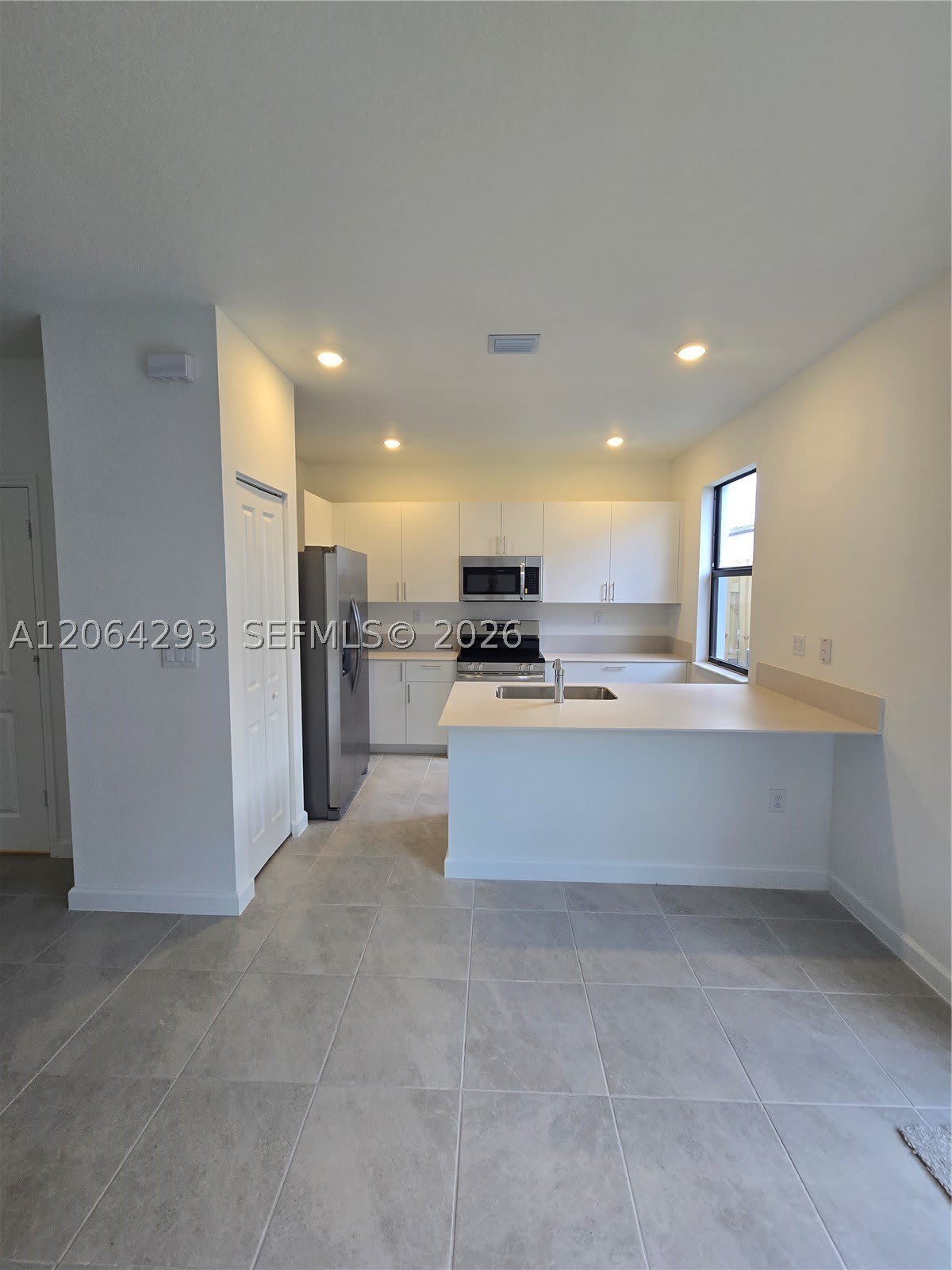 13316 SW 232nd Ter – photo 4