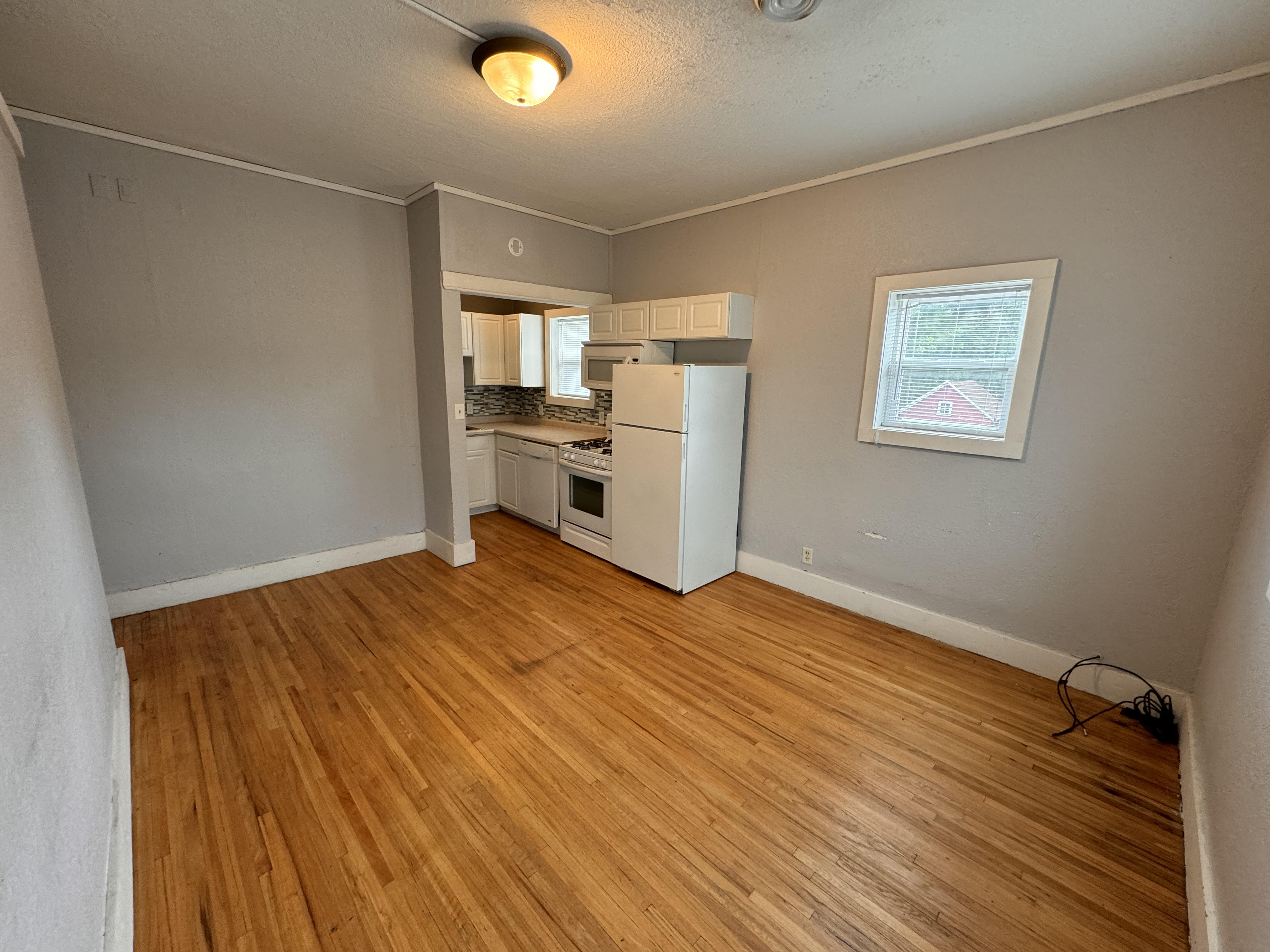 604 N 2nd St – photo 3