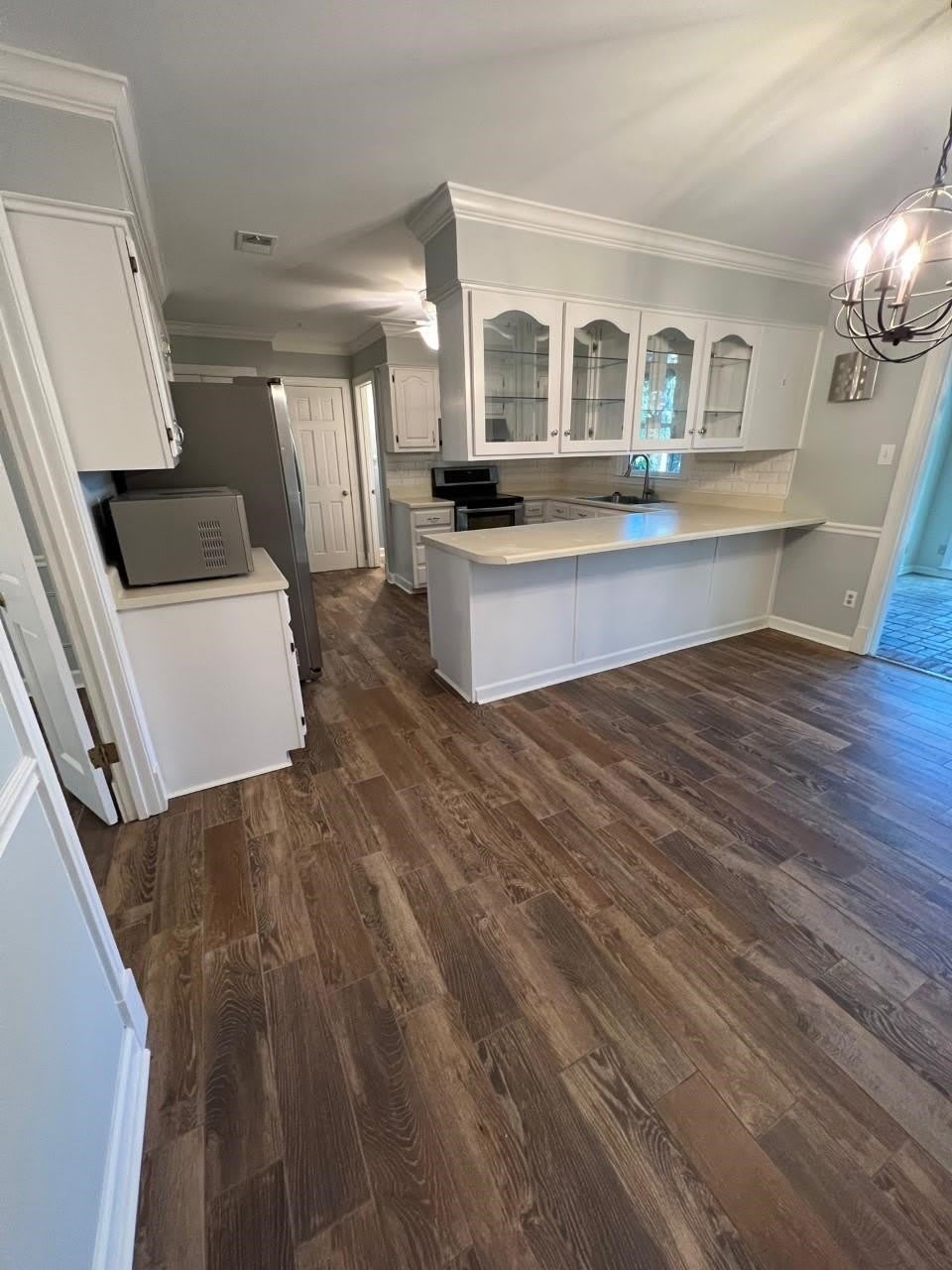 984 Eastwood Ter – photo 3