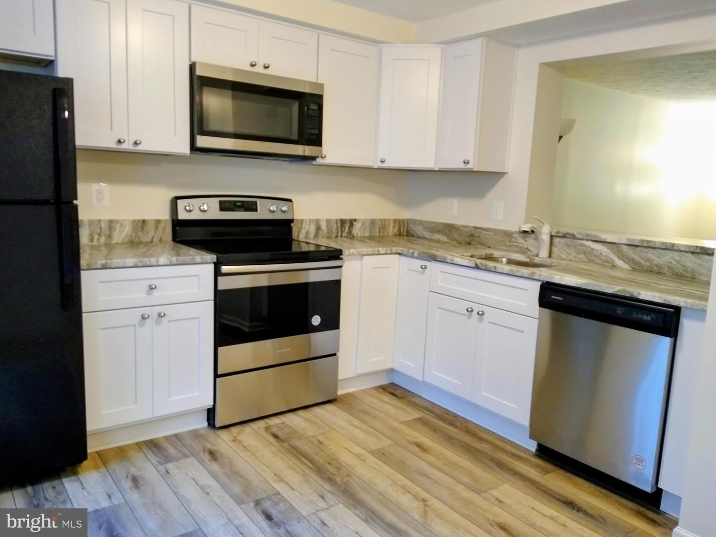 11013 BARTON HILL CT – photo 5