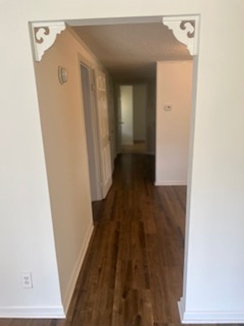 Charming Two Bedroom Home In Historic Morehead City Walking District With Dining Area And Living Room – photo 2