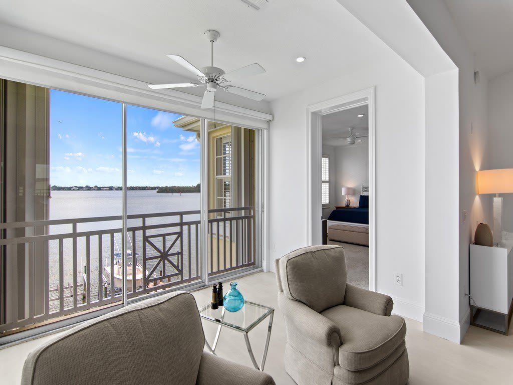 1890 Tarpon Lane – photo 1