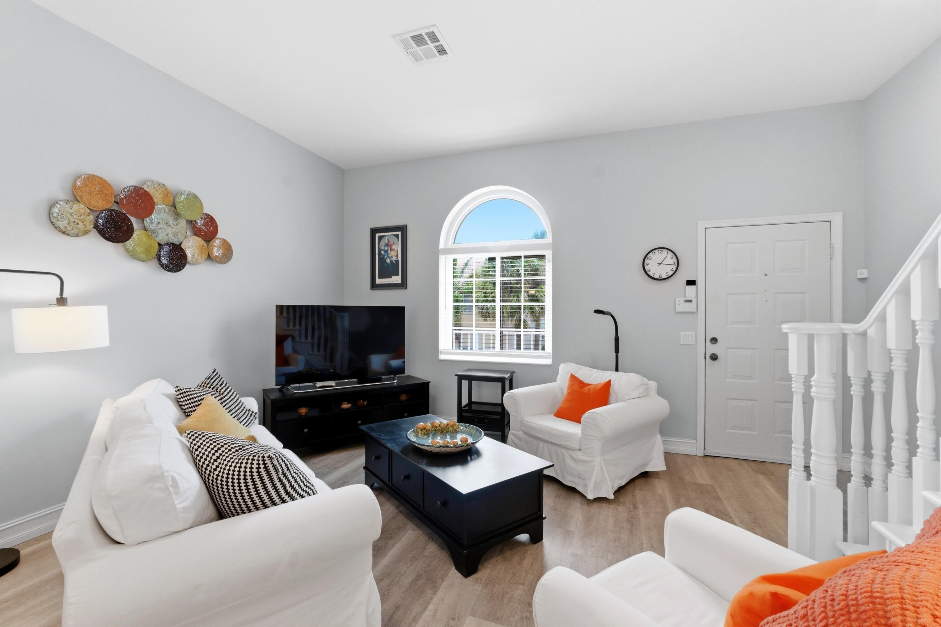 2445 NE 14th Street – photo 5